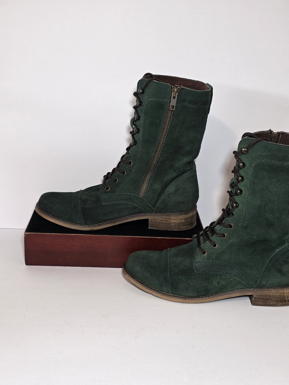 Skechers Womens 9 Green Suede Lace Up Side Zip Tall Combat Boots Cap Toe 48360 - Picture 5 of 15